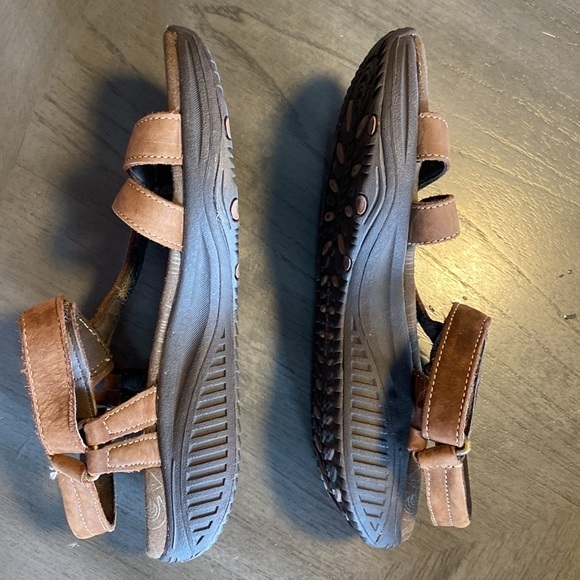 Skechers Sport Women's Dash Ankle-Strap  Shape-Ups Sandals - Picture 11 of 12